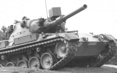 Leopard 1 - front view.jpg