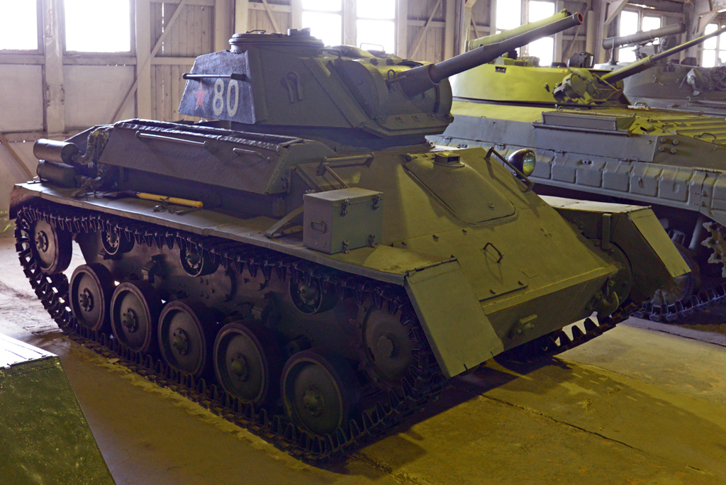 Т 80 легкий танк. Т 80 ЛТ. Танк т-80 легкий танк. Т-80 1942. Танк т 80 ВОВ.