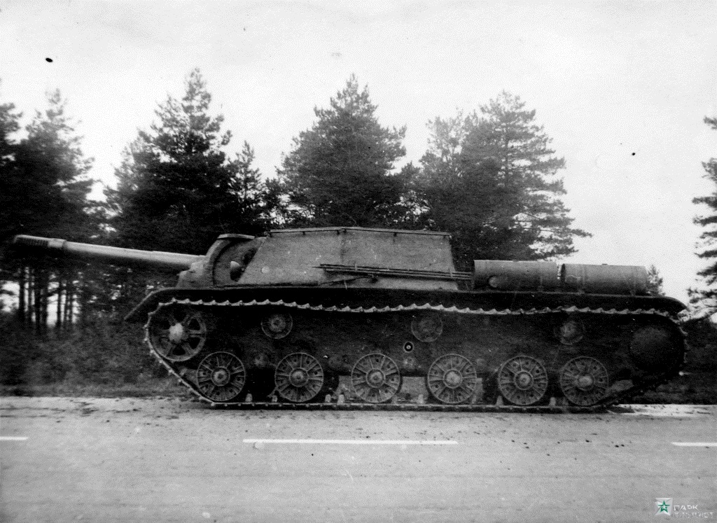 Зверобой су 152. Зверобой су152 ВОВ. Су 152 Курская дуга. Зверобой танк Су 152. ИСУ-152 1943 года.