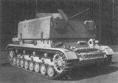 3,7 cm FlaK 43 auf Pz.Kpfw. IV Möbelwagen.jpg