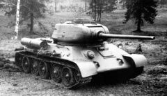 Т-34-85 (Д-5Т) (Gallery1).jpg