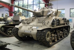Израильский Sherman M-50 в одной из танковых коллекций.jpg