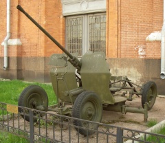 25-мм автоматическая зенитная пушка обр. 1940 г. (72-K).jpg