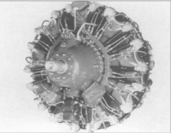 Pratt & Whitney R-2800-8. Этот мощный двухрядный 18-цилиндровый двигатель был одним из лучших во время Второй Мировой войны..jpg
